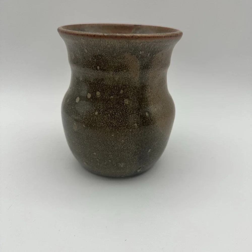 Studio Small Modern‎ Patterned, Glazed, Pottery Vase Brown 5.5